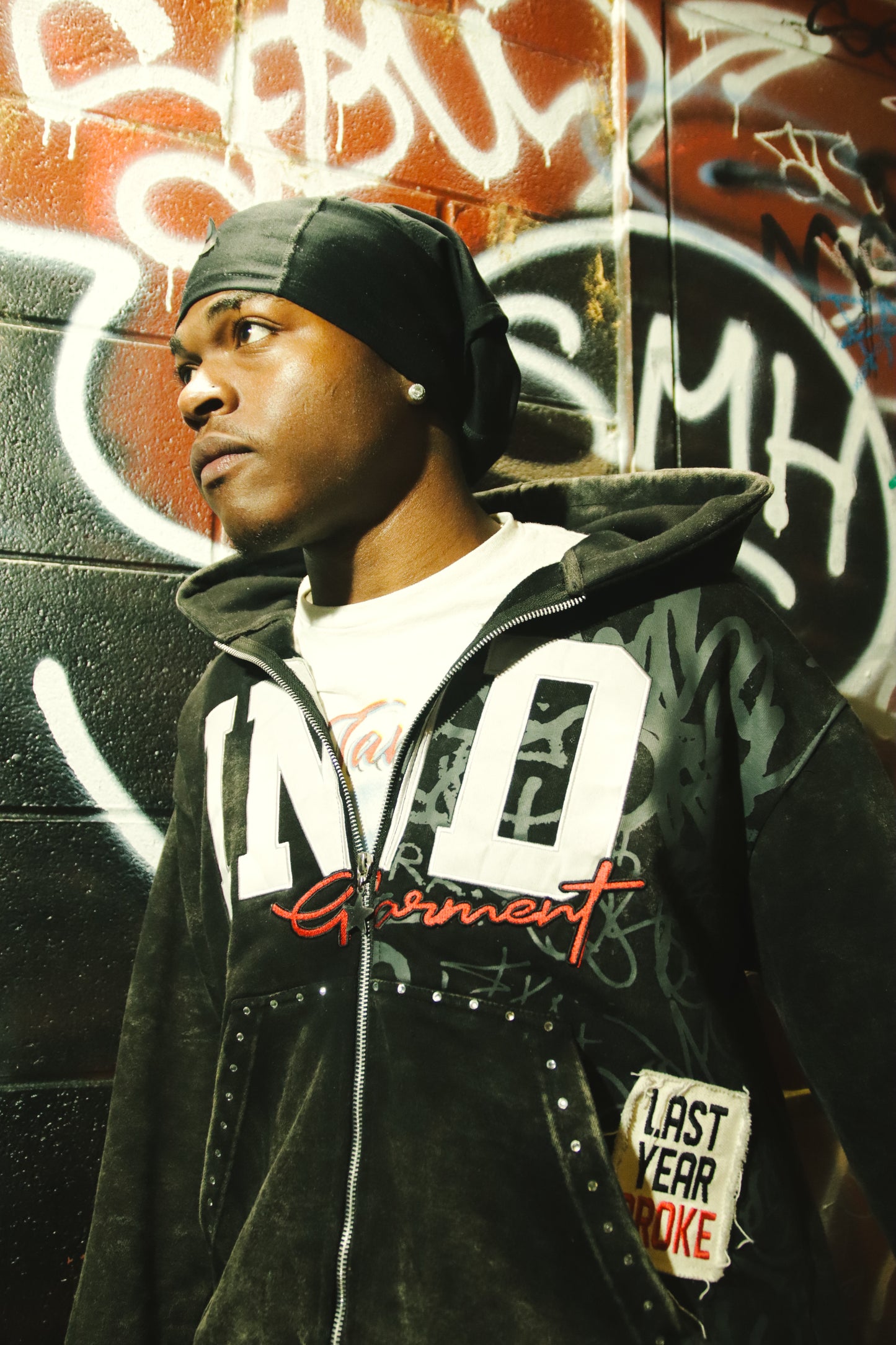 Black “IND GARMENT” ZIP-UP